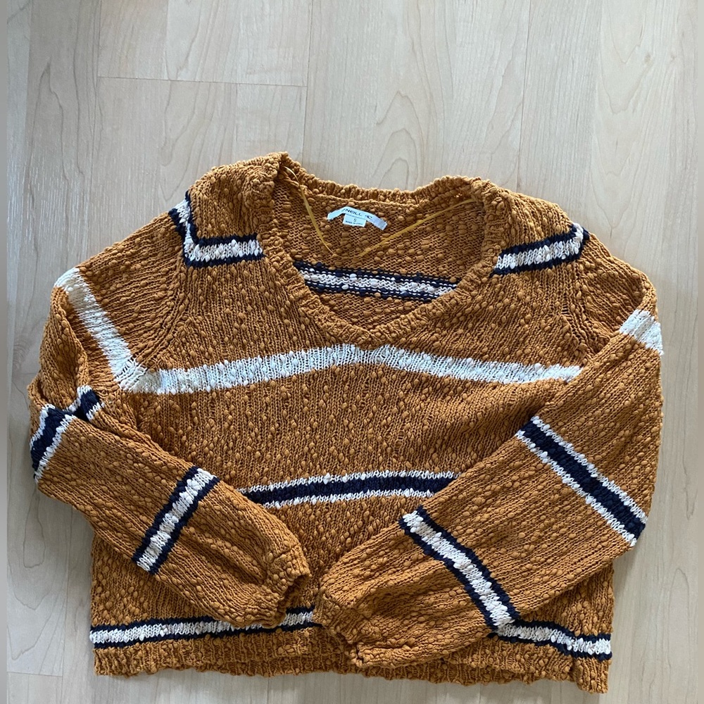 Excellent condition O’Neill Sweater
